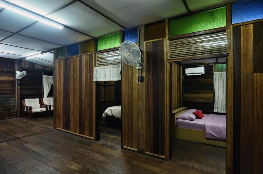 Oyo Home 90745 Desa Balqis Beach Resort Malacca Exterior photo