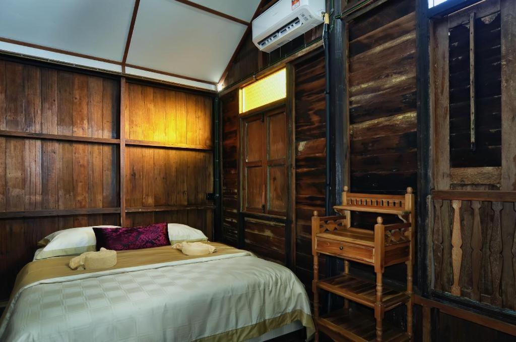 Oyo Home 90745 Desa Balqis Beach Resort Malacca Exterior photo